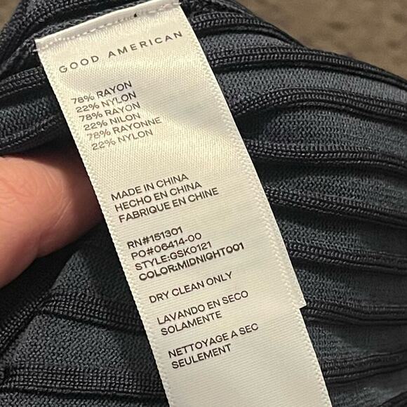 Good American Navy Ribbed Knit Polo Sweater - Picture 5 of 7